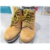 Image 1 : Workload Oil Resistant Boots Size 7 (Women's fit 8 1/2 to 9)