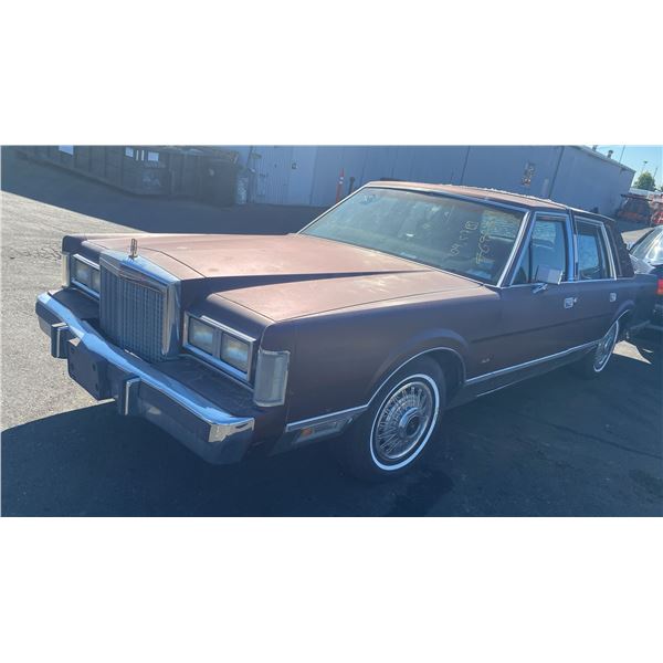 1987 Lincoln Town Car