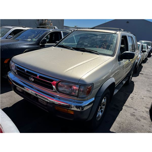 1999 Nissan Pathfinder