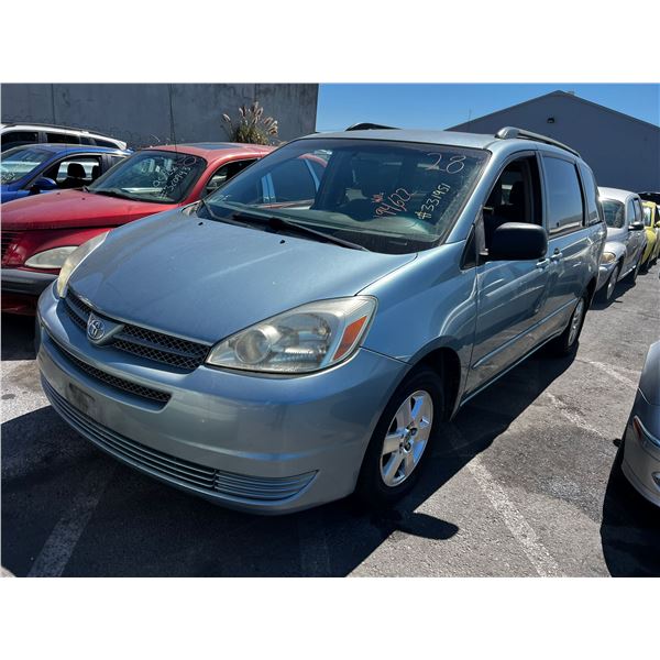 2005 Toyota Sienna