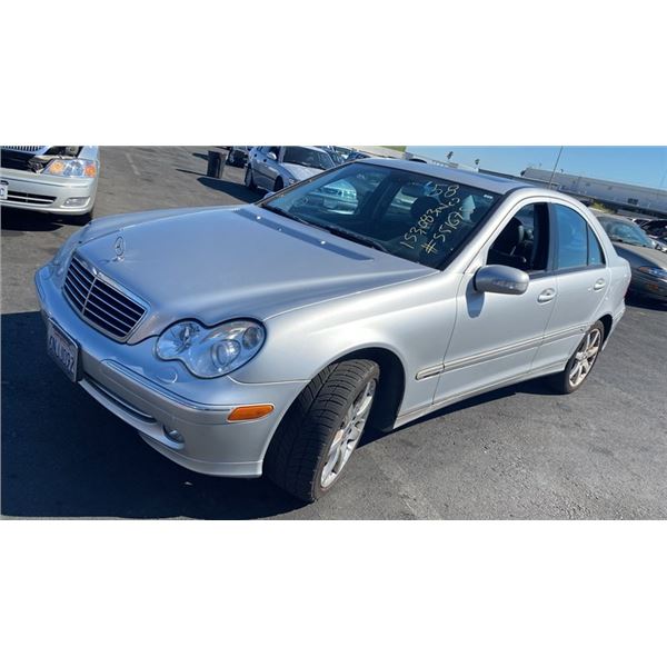 2004 Mercedes-benz C-Class # A75636