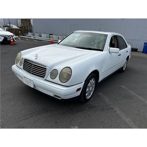 1999 Mercedes-benz E-Class # A75556