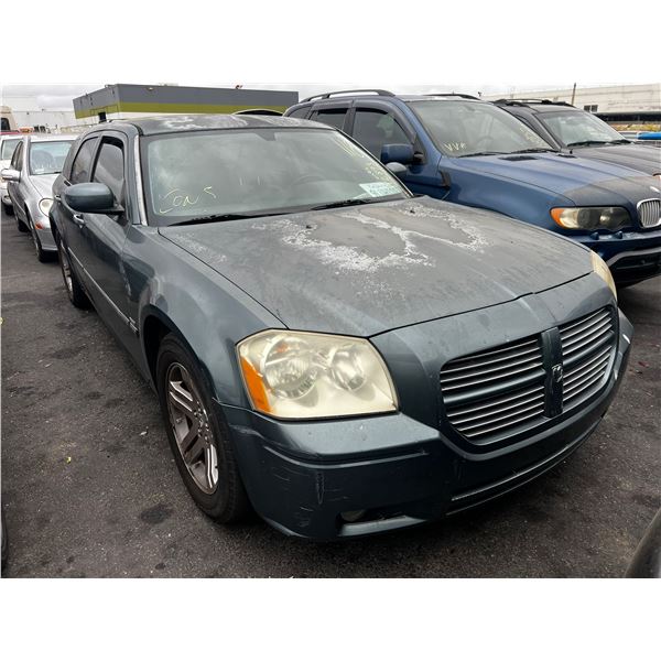2005 Dodge Magnum