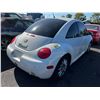 Image 3 : 2004 Volkswagen New Beetle