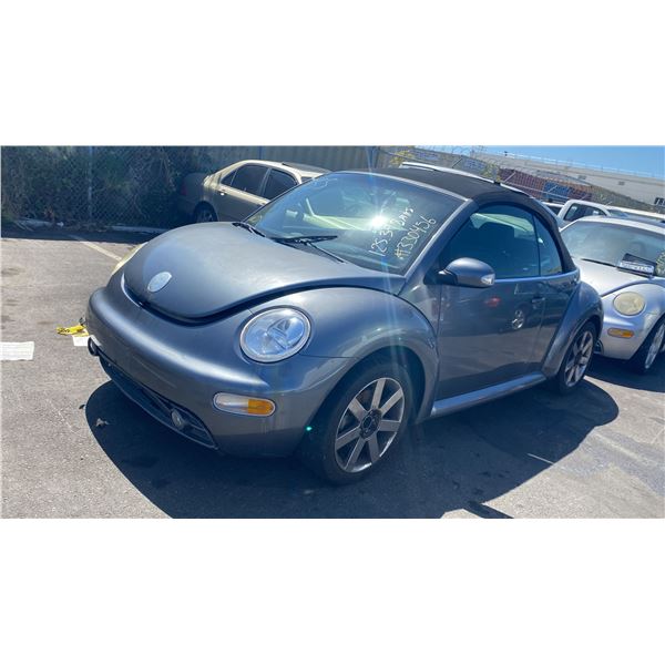 2004 Volkswagen New Beetle