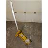 Image 1 : Hydraulic Jack, Capacity 2.25 Ton By Wilmar