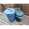 Image 1 : Lot Of Trash Bins