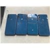 Image 2 : 4 Motorola moto E phones