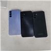 Image 2 : 3 Samsung galaxy A14 phones