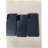 Image 2 : 3 Samsung galaxy s21 FE phones
