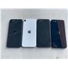 Image 2 : 4 Apple iPhone 8 phones