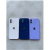 Image 2 : 3 Apple iPhone 11 phones