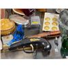 Image 2 : Group of assorted vintage collectible items - includes Flintlock pistol shaped lighter / assorted li