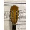 Image 2 : Flamenco guitar