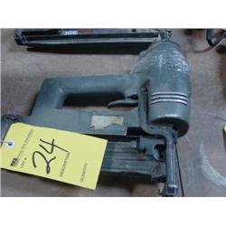 PNEUMATIC STAPLER 16GA