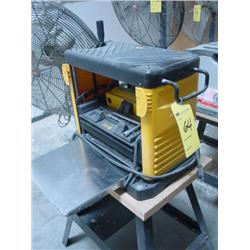 DEWALT 12.5" THICKNESS PLANER