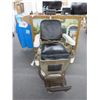 Image 1 : Theo-A-Kochs Cast Vintage Barber Chair