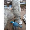 Image 1 : Concrete Parrot, Musical Bird Décor - 2