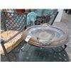 Image 1 : Brass Round Footed Basin