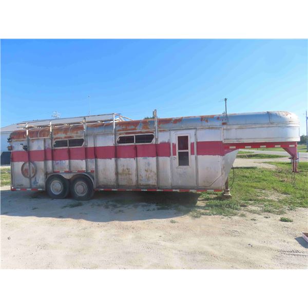 1981 WW 5 Place Horse Gooseneck Tandem Trailer 24ft Deck - Lights and Brakes Work, Solid 