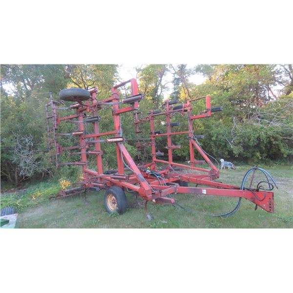 **OFFSITE TEULON** International 645 Vibra Chisel  with Mulchers **Contact 