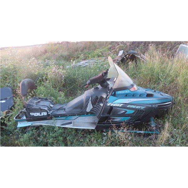 **OFFSITE HWY 8** 1994 Polaris Trail Indy 500cc with Reverse, Needs Tune Up 