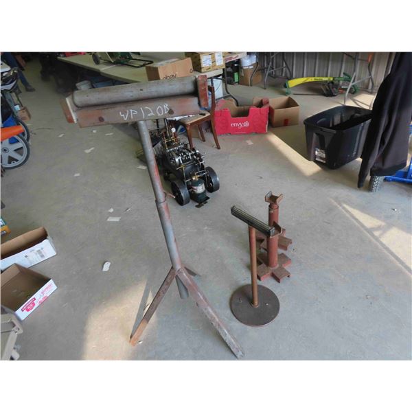 2 Roller Stands , 2 Stabilizing Jacks 