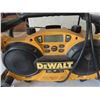 Image 4 : Dewalt Job Site Radio with Tool Charger 