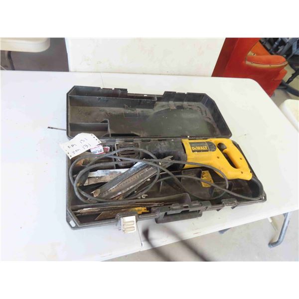 Dewalt Reciprocating Saw with Case and Blades