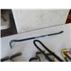Image 5 : Wrecking Bar , Nail Pullers 