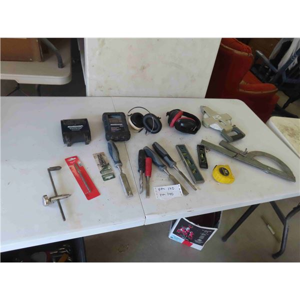 Wood Chisel , Drill Bits , Levels , Measuring Device , Plus 
