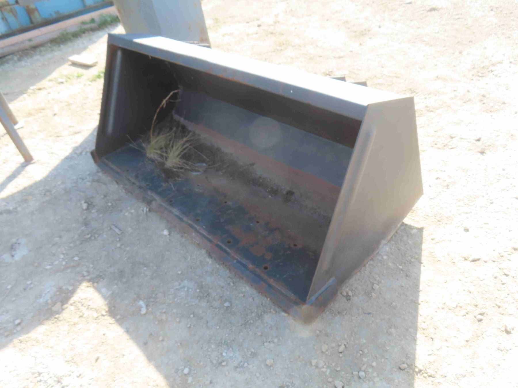 Front End Loader Bucket Pin Mount 60'' Wide