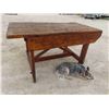 Image 8 : Vintage Wood Working Shop Table with Vise 60'' x 31'' x 34'' 