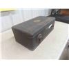 Image 2 : Vintage Atwater Kent Radio Tube-Style 7'' x 21'' x 10 1/2'' 