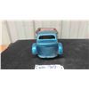 Image 2 : 1940s Richmond Pressed Metal Dump Truck 12'' L x 5 1/2'' W x 5'' 