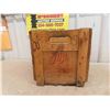 Image 2 : 7UP Wood Crate 