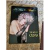 Image 2 : 2 Books on the Art of Olivia + 1 Pin Up Booklet