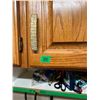 Image 3 : Contents of 2 Cupboards