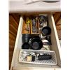 Image 1 : Contents of Drawer