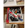 Image 1 : Contents of Drawer