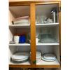 Image 1 : Contents of 2 Cupboards