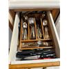 Image 1 : Contents of Drawer