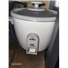 Image 2 : Contents of Shelf - Kitchen Appliances