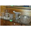 Image 1 : Contents on Shelf - Crystal