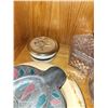 Image 4 : Contents of Shelf - Crystal, Statues, Chokin +