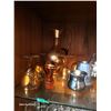 Image 1 : Amber & Gold Glassware Set + Pewter +