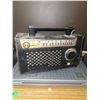 Image 1 : Old 12 Transistor Radio
