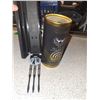 Image 1 : Gonex Container with Darts + Stryker Darts