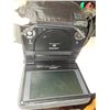Image 3 : Audiovox DVD/CD/MP3 Player in Case