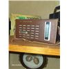 Image 2 : Vintage 6 Transistor Radio